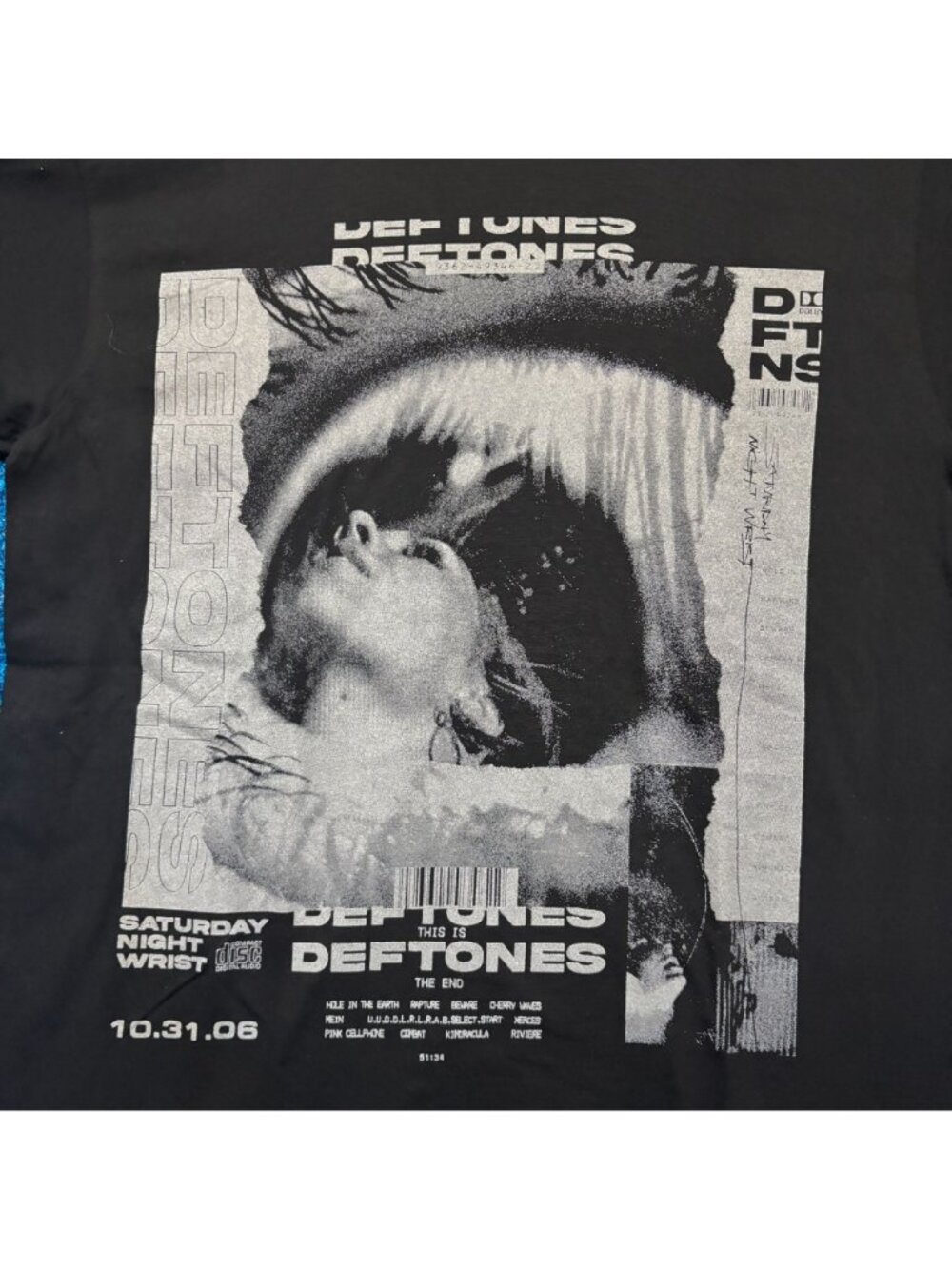 Deftones Saturday Night Fever Rock T-Shirt Size Medium - Picture 2 of 4